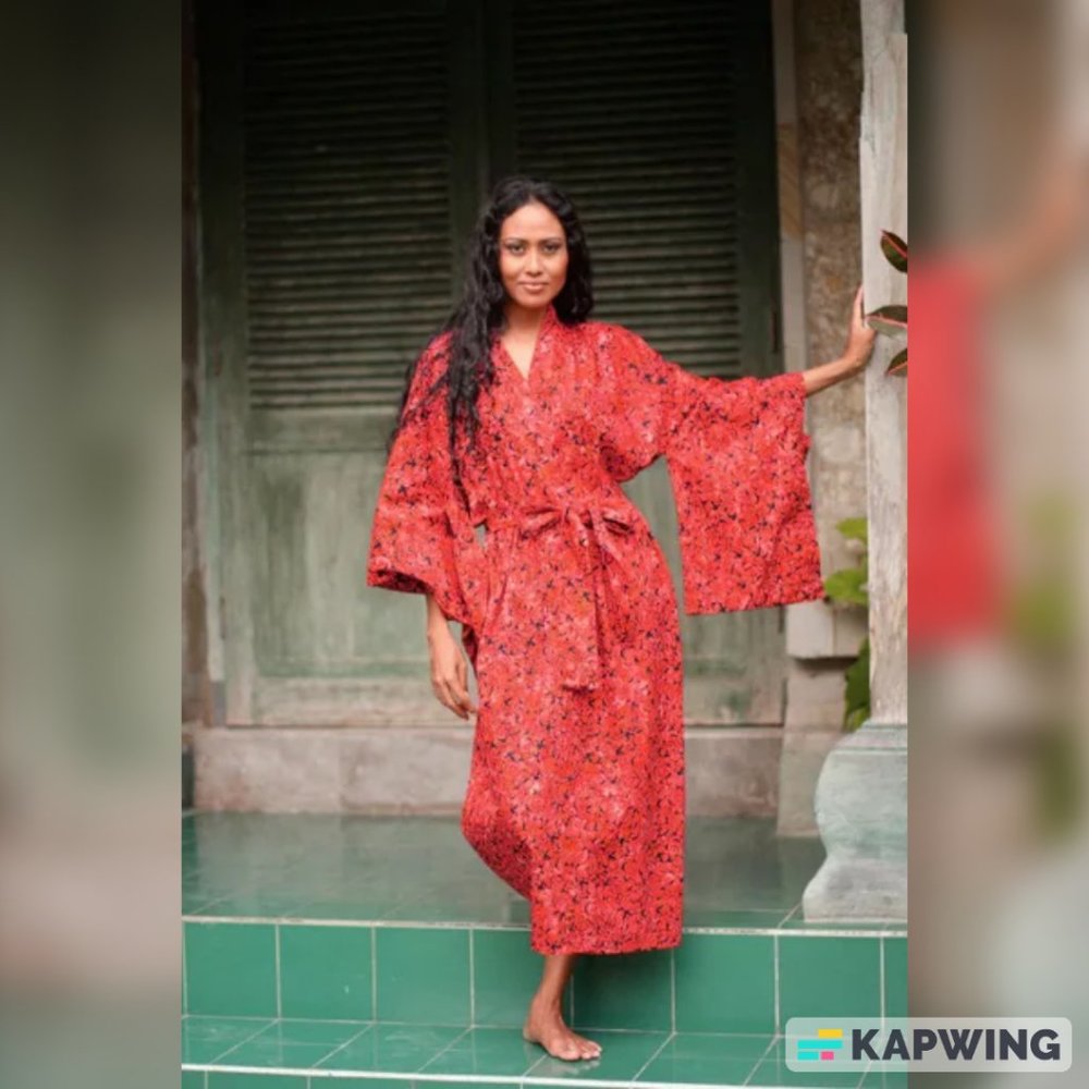 NWOT Novica Long Red Cotton Batik Wrap and Tie Robe Kimono